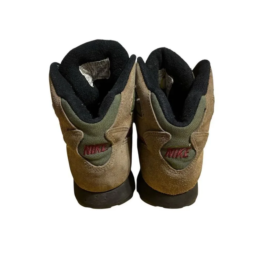 Vintage Nike ACG Brown Suede Hiking Boots Unisex Size‎ 6.5 Ankle Chukka